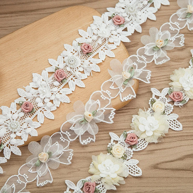 1 Yard White 3D Flower Butterfly Lace