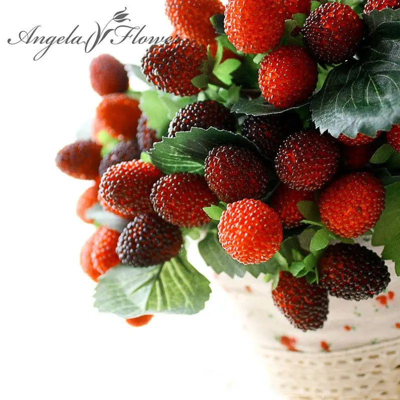 Delicious Artificial Strawberry Fruit