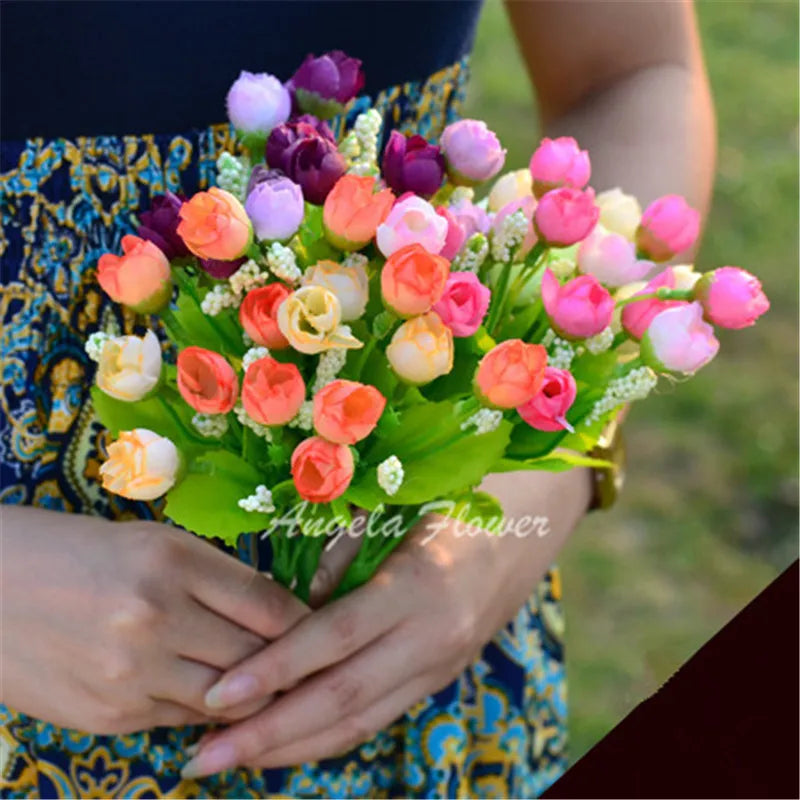 15 Heads/Bouquet Small Artificial Rose Buds