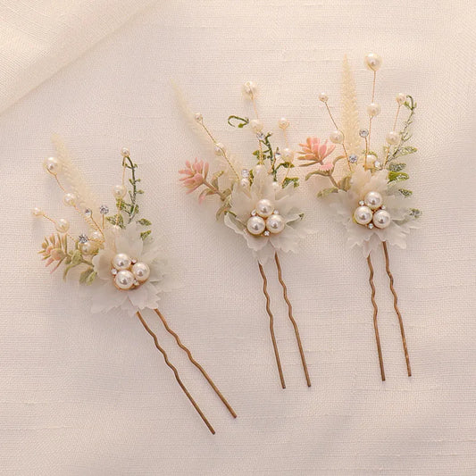 Delicate Flower Bride Hairpins