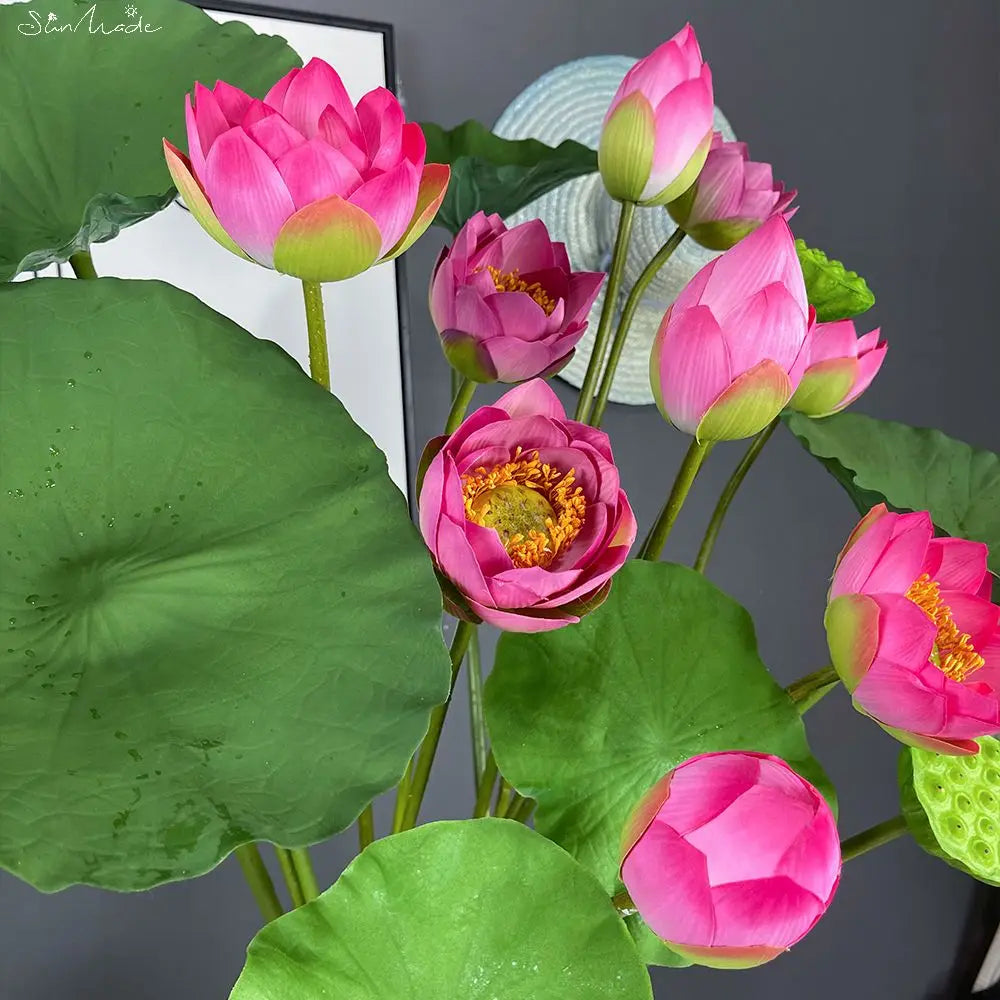 High Quality Silk Lotus Flower