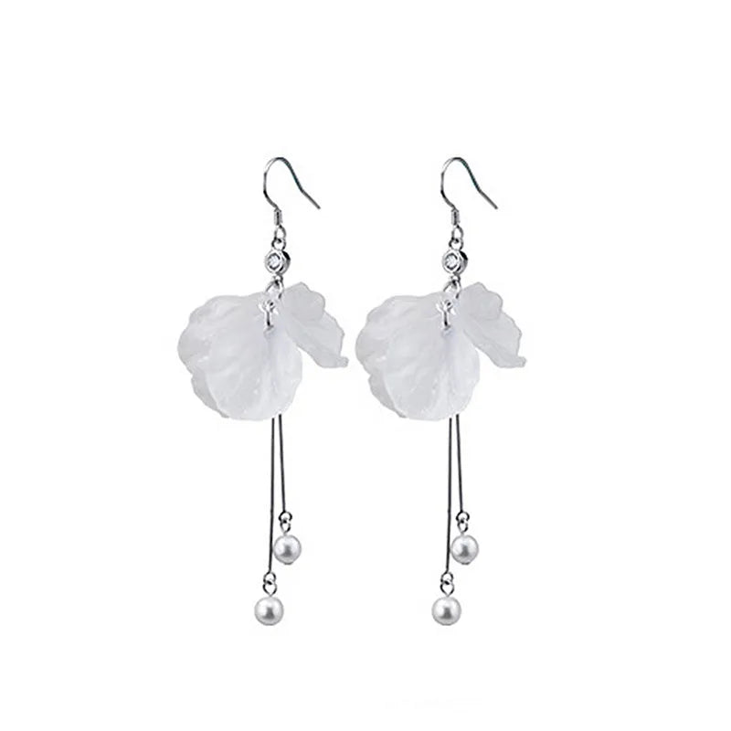 Dancing Maiden Pearl Petal Earrings