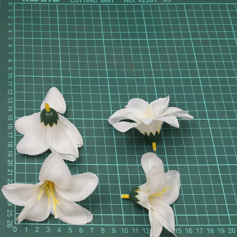 100pcs/7cm Artificial Lily Flower Heads