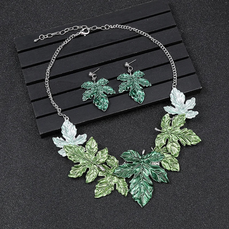 Vibrant Retro Maple Leaf Alloy Necklace Set