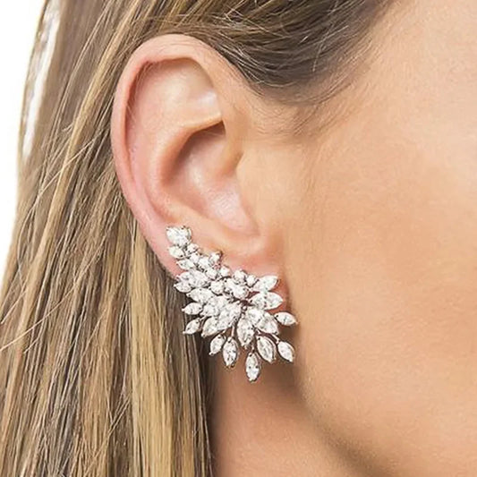 Gorgeous Floral Women's Stud Earrings