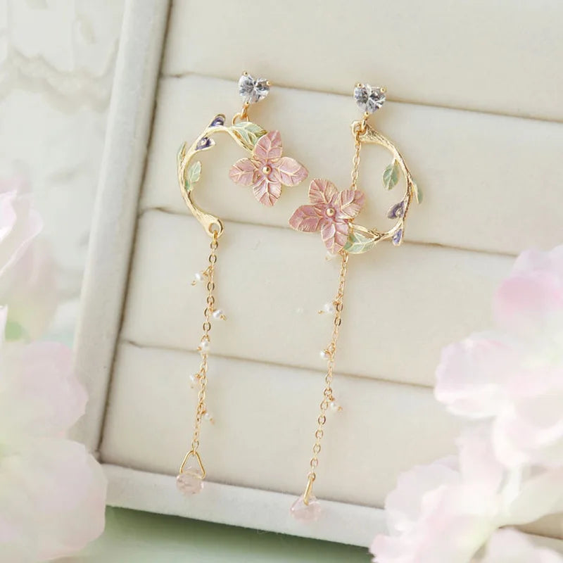 Pretty Flower Asymmetrical Dangle Earrings